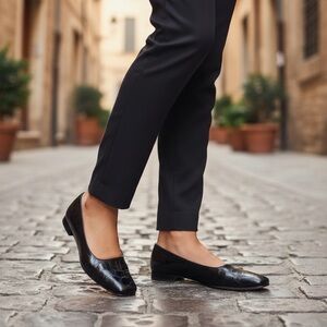 Salvatore Ferragamo Leather Flats